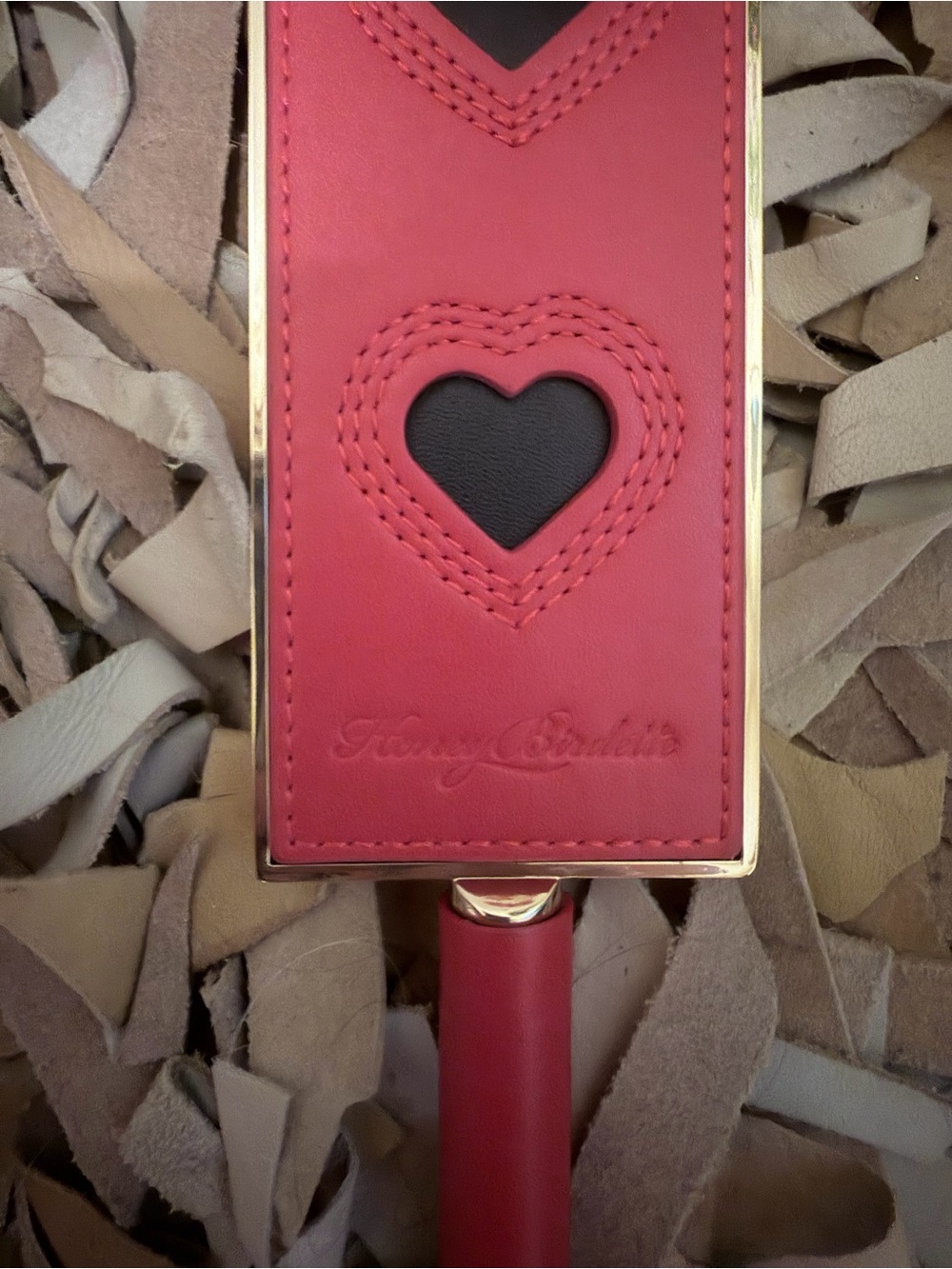 Honey Birdette Pink Heart Cutout Paddle - Picture 4 of 5